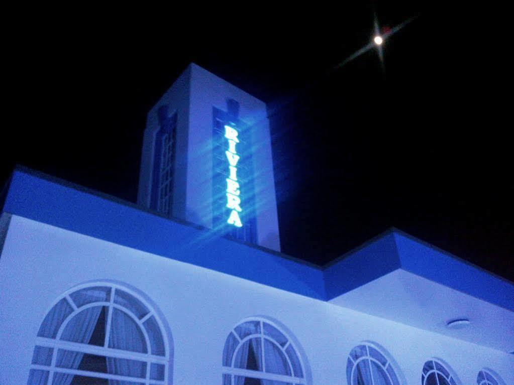 Riviera Hotel Уеймут Екстериор снимка