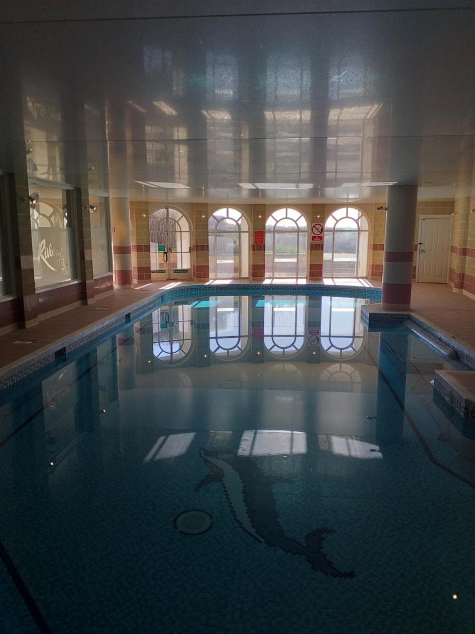 Riviera Hotel Уеймут Екстериор снимка